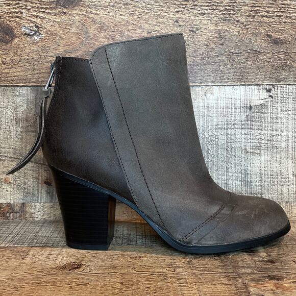Bar III Jillian Heeled Leather Zip Back Brown Boots Booties Ankle Size 7 - Picture 3 of 10